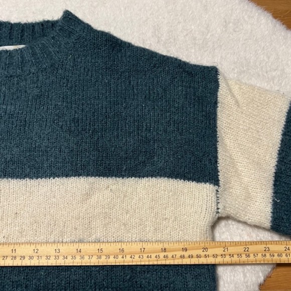 Lovers+Friends Womens Green White Striped Wool Blend Knit Sweater Glitters Sz SM - Picture 8 of 9